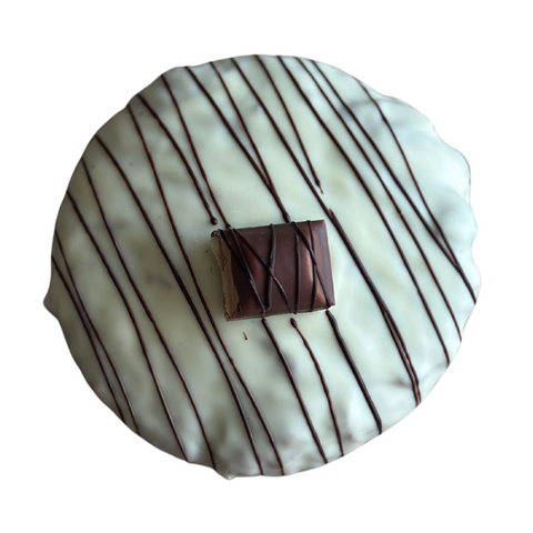 Cookie with Kinder Bueno